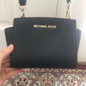 Michael Kors Mini Crossbody Bag